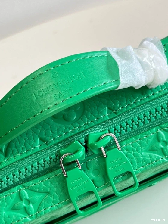 LOUIS VUITTON SOFT TRUNK HANDLE 0206